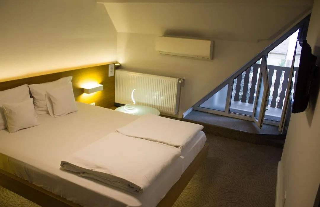Hotel Silva-1